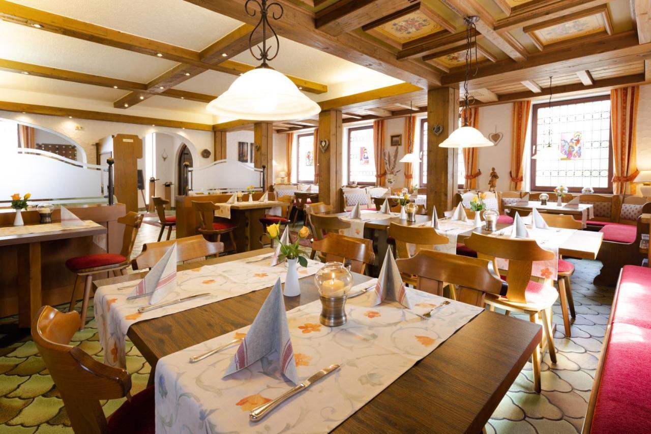 Hotel Restaurant Zur Linde Erbach an der Danau Extérieur photo